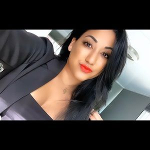 Meet your Posher, Roshni